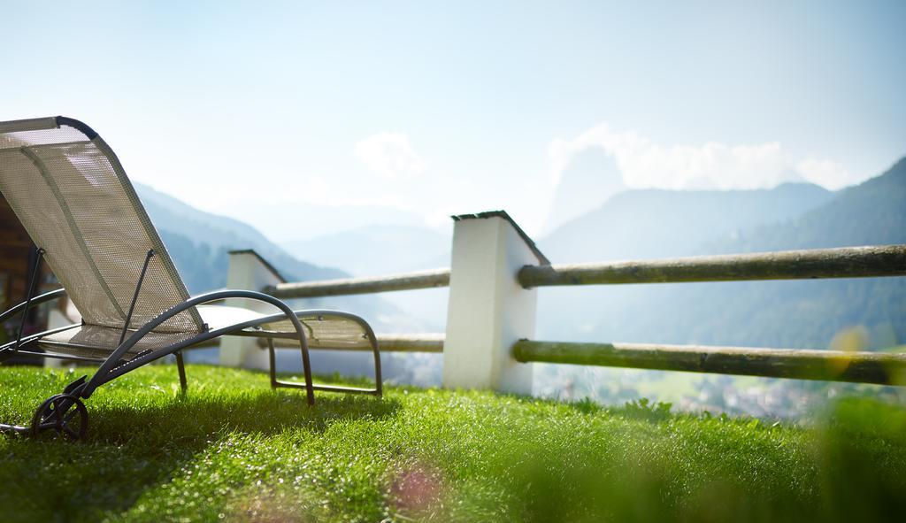 Cesa Marmolada Aparthotel Ortisei Exterior photo